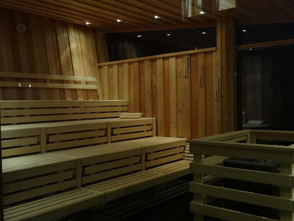 Hotel Und Restaurant Am Peenetal Liepen  Екстериор снимка